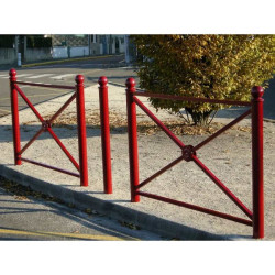 Barrières urbaines pour délimiter un trottoir en agglomération Barrières urbaines pour délimiter un trottoir en agglomération